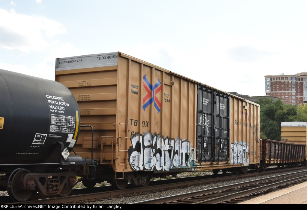 663516
